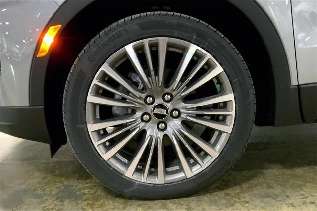 Photo of 2025 Silver Metallic Cadillac XT4