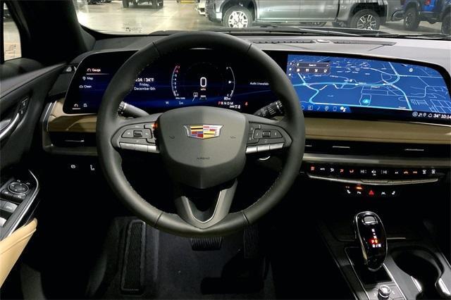 Photo of 2025 Silver Metallic Cadillac XT4