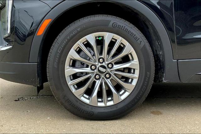 Photo of 2024 Black Metallic Cadillac XT4