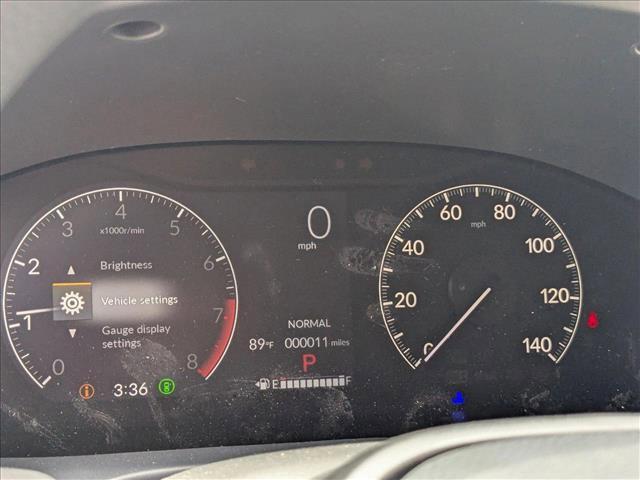 Photo of 2026 Platinum White Pearl Honda HR-V