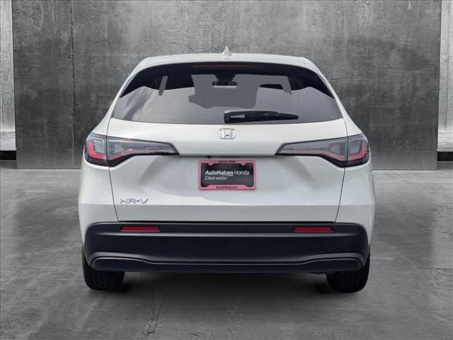 Photo of 2026 Platinum White Pearl Honda HR-V