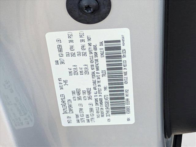 Photo of 2005 Bright Silver Meta Dodge Ram 1500