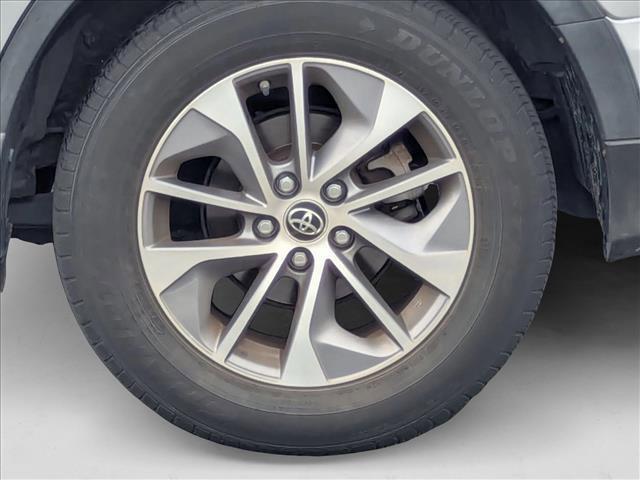 Photo of 2018 Silver Sky Metallic Toyota RAV4 Hybrid