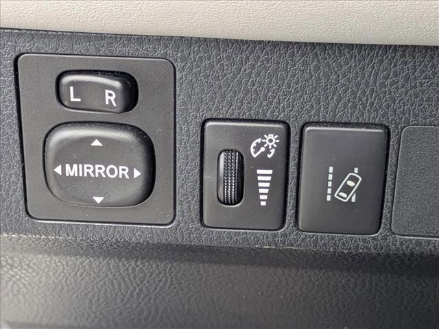 Photo of 2018 Silver Sky Metallic Toyota RAV4 Hybrid