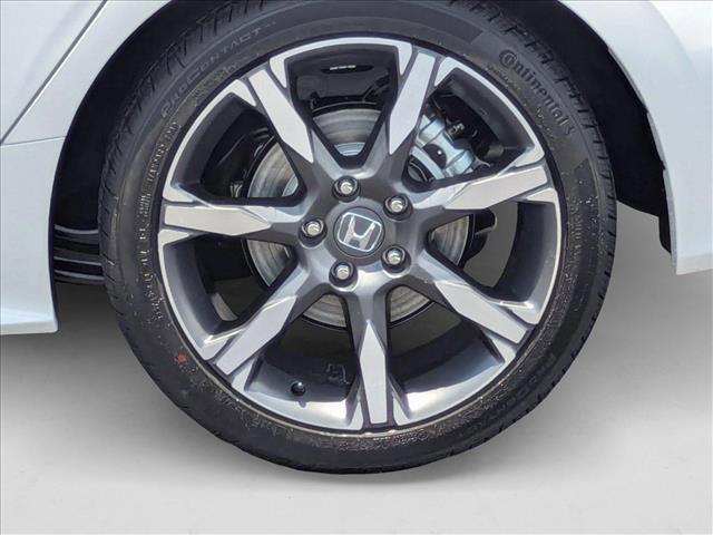 Photo of 2025 Platinum White Pearl Honda Civic Hybrid