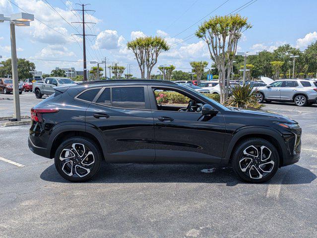 Photo of 2024 Mosaic Black Metallic Chevrolet Trax
