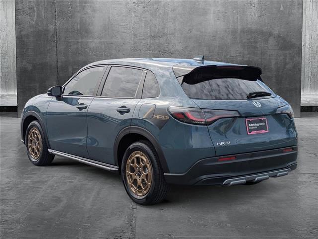 Photo of 2025 Nordic Forest Pearl Honda HR-V