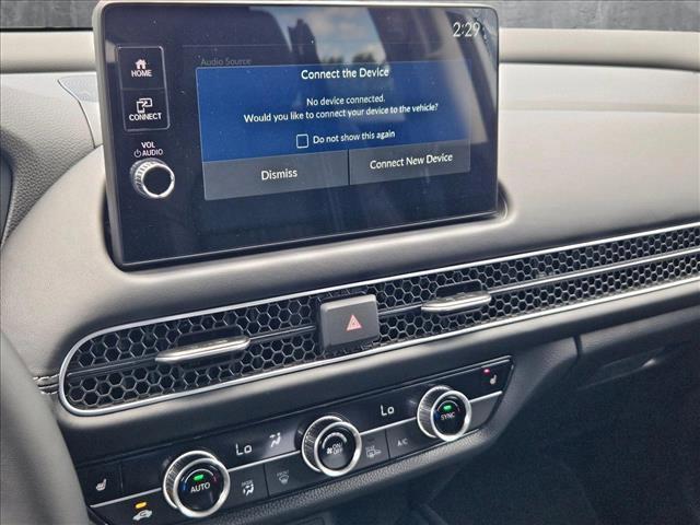 Photo of 2026 Platinum White Pearl Honda HR-V