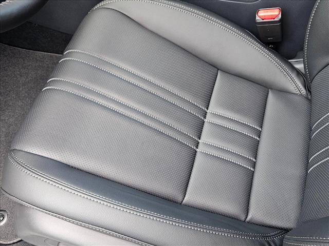 Photo of 2026 Platinum White Pearl Honda HR-V