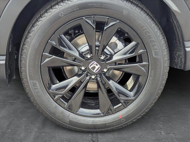Photo of 2025 Crystal Black Pearl Honda CR-V Hybrid