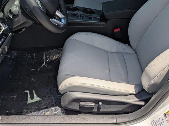 Photo of 2025 Platinum White Pearl Honda Civic Hybrid