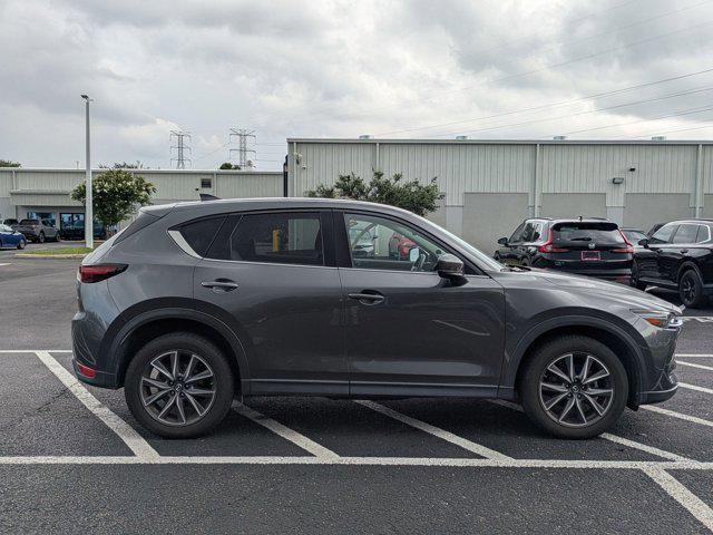 Photo of 2017 Machine Gray Metallic Mazda CX-5