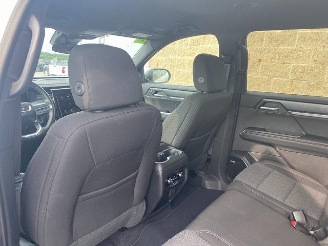Photo of 2025 Summit White GMC Acadia