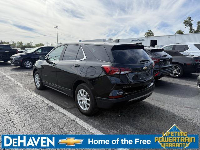 Photo of 2023 Mosaic Black Metallic Chevrolet Equinox