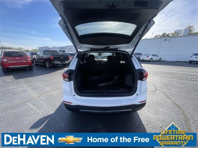 Photo of 2024 Summit White Chevrolet Equinox