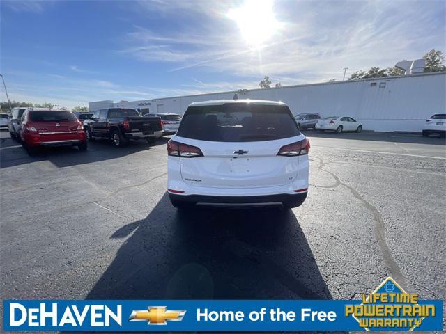 Photo of 2024 Summit White Chevrolet Equinox