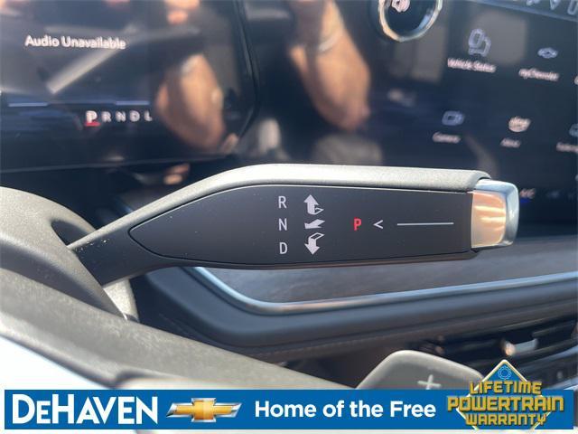 Photo of 2025 Sterling Gray Metallic Chevrolet Suburban