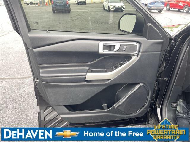 Photo of 2020 Agate Black Metallic Ford Explorer