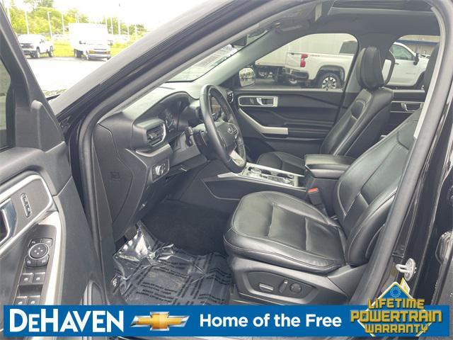 Photo of 2020 Agate Black Metallic Ford Explorer