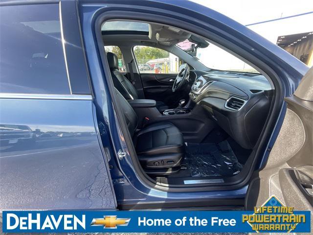 Photo of 2024 Lakeshore Blue Metallic Chevrolet Equinox
