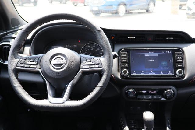 Photo of 2024 Orange Metallic Nissan Kicks