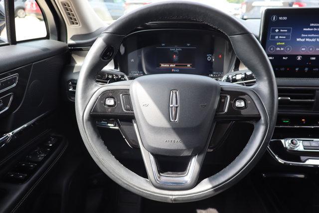 Photo of 2023 Black Lincoln Corsair