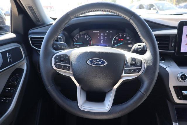 Photo of 2023 Black Ford Explorer