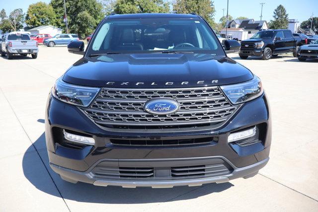 Photo of 2023 Black Ford Explorer