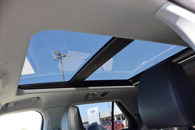 Photo of 2023 Black Ford Explorer