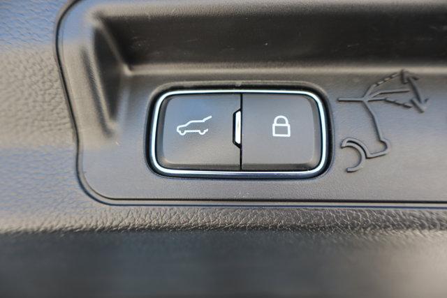 Photo of 2023 Black Ford Explorer