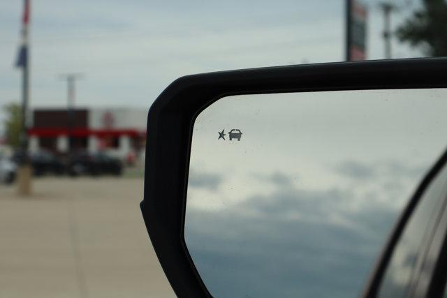 Photo of 2024 Radiant Red Chevrolet Colorado
