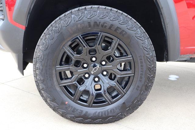 Photo of 2024 Radiant Red Chevrolet Colorado