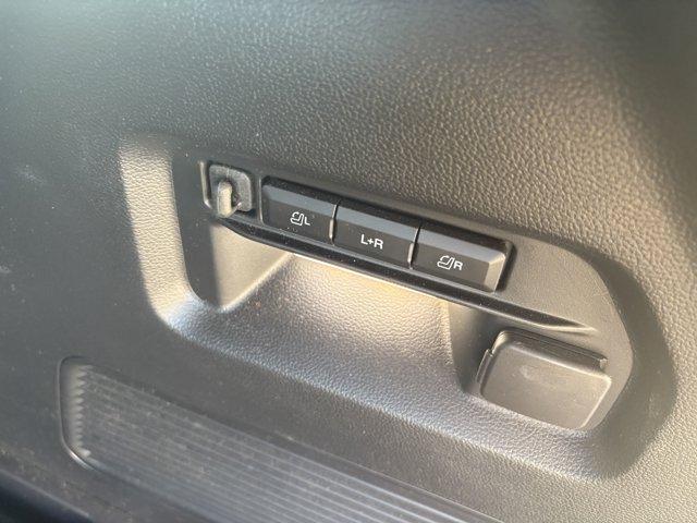 Photo of 2022 Gray Ford Explorer