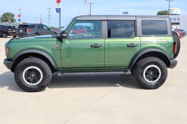 Photo of 2022 Green Ford Bronco