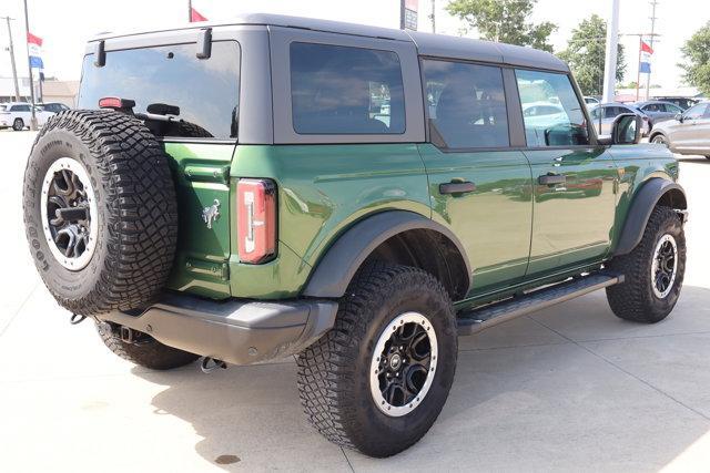 Photo of 2022 Green Ford Bronco