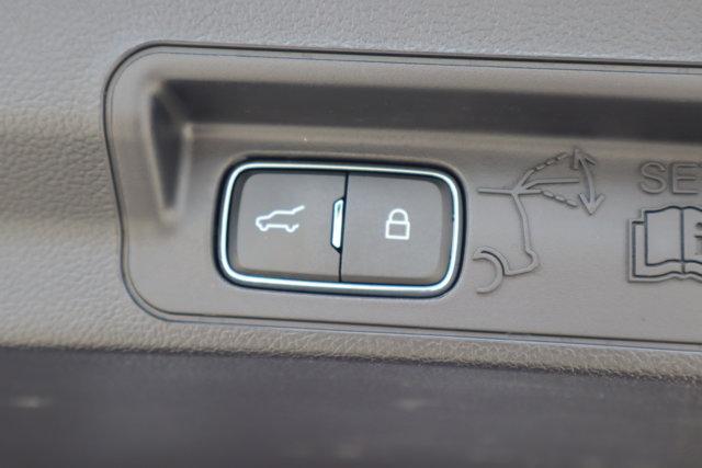Photo of 2023 Red Ford Explorer