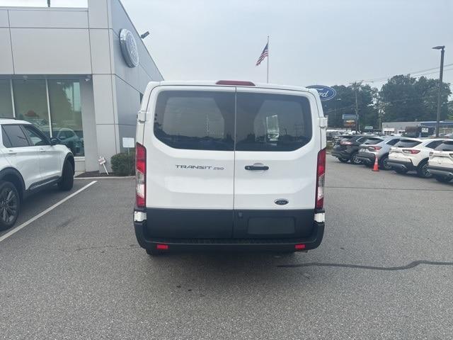 Photo of 2023 OXFORD WHITE Ford Transit-250