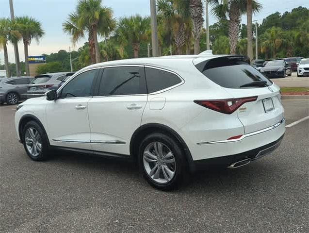 Photo of 2025 White Acura MDX