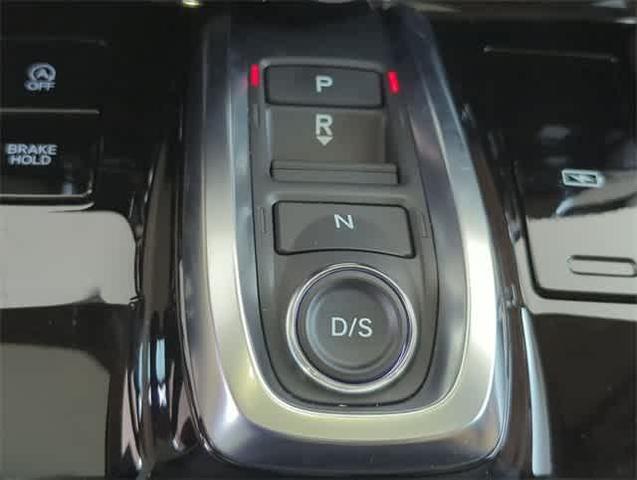 Photo of 2025 White Acura MDX