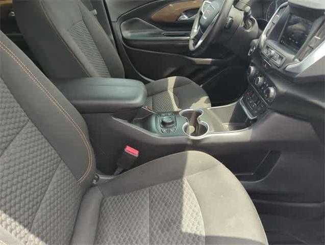 Photo of 2019 Summit White GMC Terrain