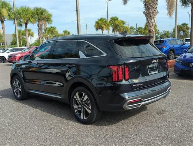 Photo of 2023 Blue Kia Sorento Hybrid