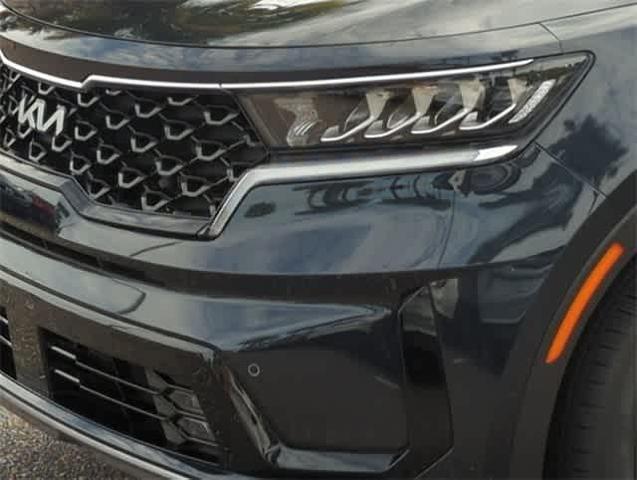 Photo of 2023 Blue Kia Sorento Hybrid