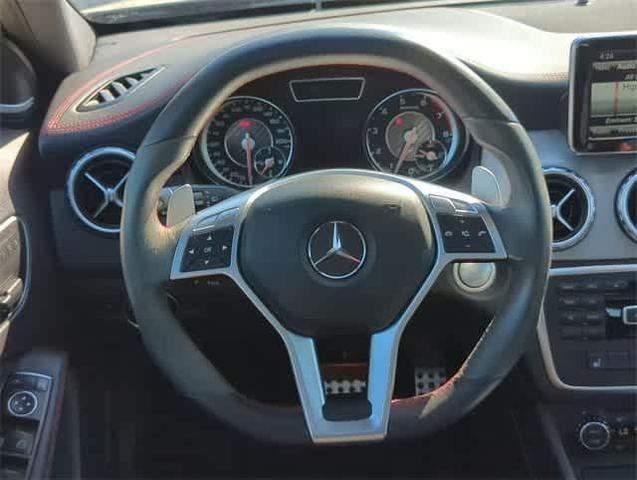 Photo of 2015 White Mercedes-Benz GLA-Class