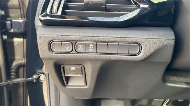 Photo of 2025 Black Acura MDX
