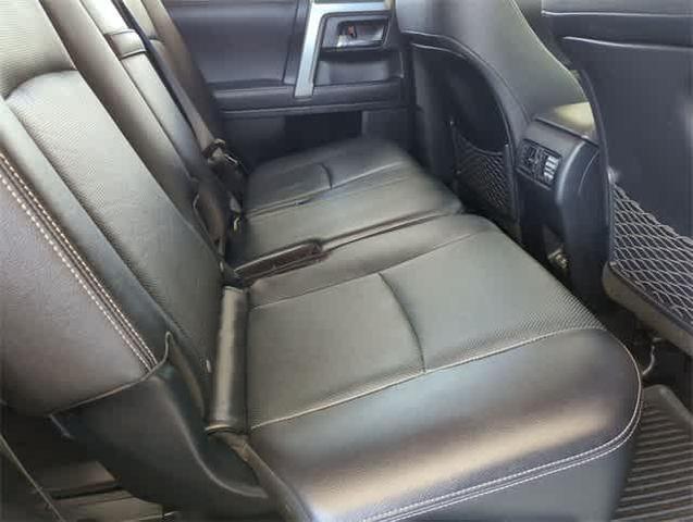 Photo of 2020 Gray Toyota 4Runner