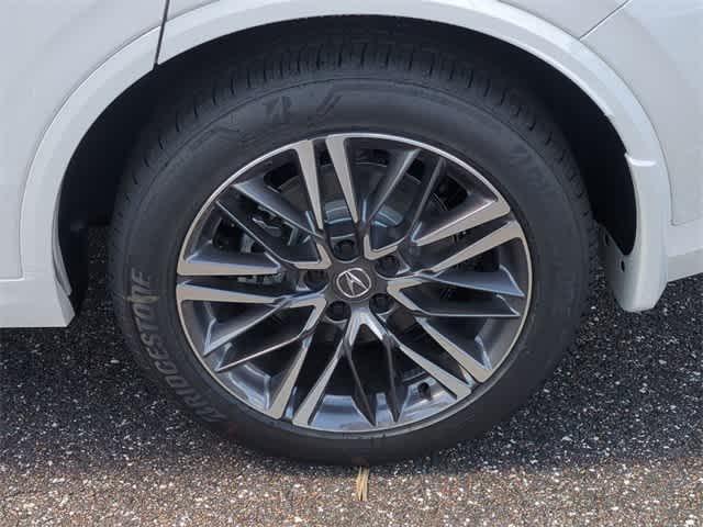 Photo of 2026 White Acura MDX