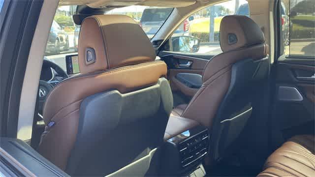 Photo of 2025 Black Acura MDX