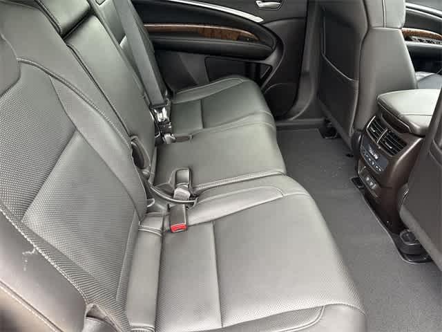 Photo of 2020 White Acura MDX