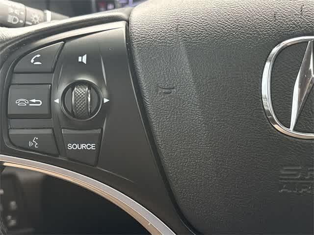 Photo of 2020 White Acura MDX