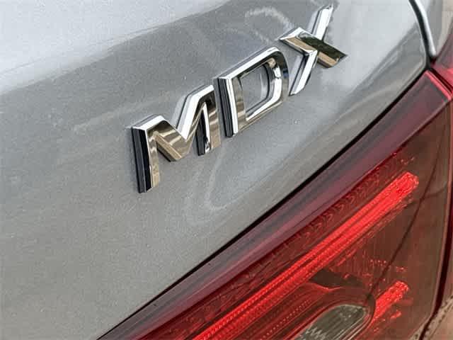 Photo of 2020 White Acura MDX